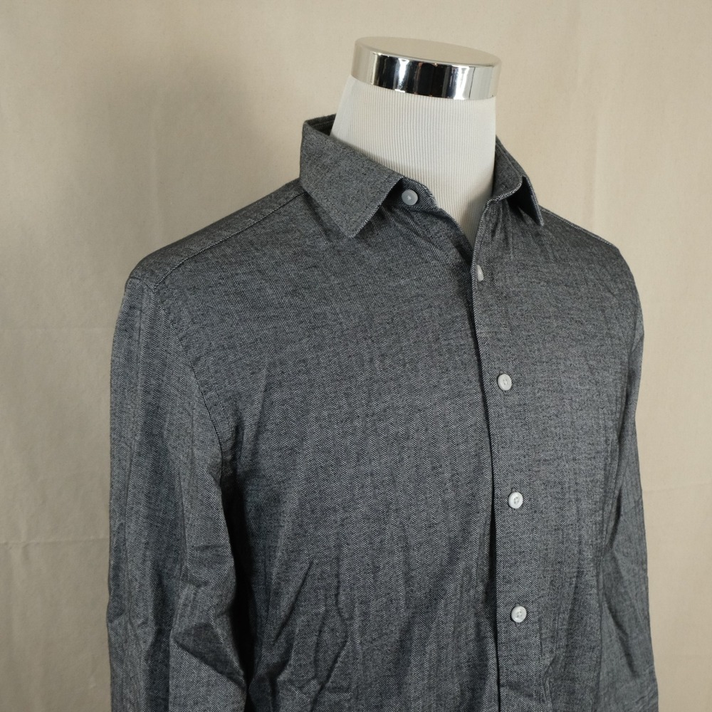 UNTUCKit Small Regular Fit Button Front Shirt Gray Herringbone Cotton Mens